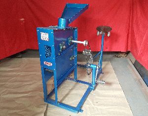pedal operated maize sheller
