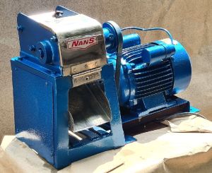 Metal Compact Cassava Grating Machine Standard