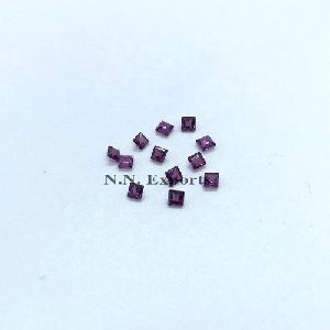 Natural Rhodolite Garnet Faceted Square Loose Gemstones