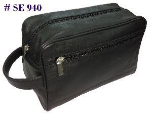Leather Toilet Bag 940