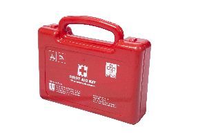 FIRST AID WORKPLACE KIT MEDIUM- PLASTIC BOX- RED- 113 COMPTS - SJF P3