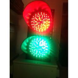 Red and Green Traffic Light