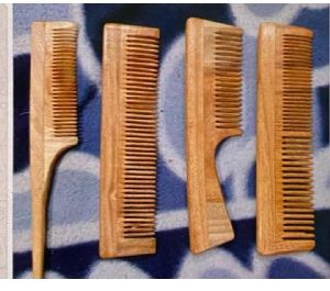 100, % neem wooden comb