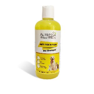 Anti Tick N Flea Pet Shampoo