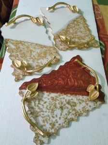 Resin Tray With Handle