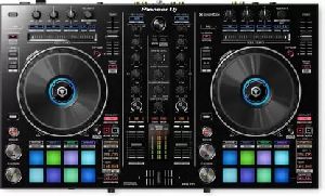 Pioneer DDJ-RR DJ Controller