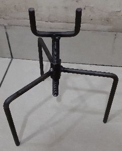 Screed Chair