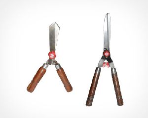 Wooden Handle Hedge Shears