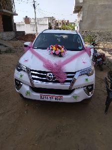 Fortuner booking For Wedding price