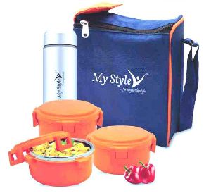 Freshy Plastic Tiffin & Steel Bottle Set