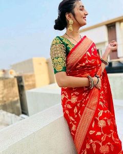 3400 Jacquard Silk Saree