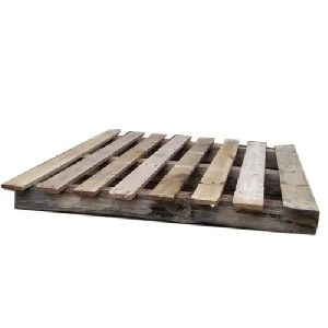 Rectangular Wooden Pallets