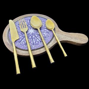 Golden cutlery set