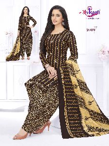 2009 Rajvee Collection Patiala Salwar Suit