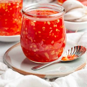Sweet and Spicy Red Chilli Sauce