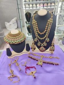 Golden Bridal Jewellery Set