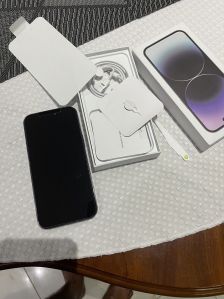Apple iPhone 14 Pro Max (1 TB) - Deep Purple - Unlocked