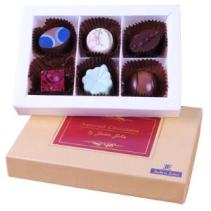 Assorted chocolates( 6 pieces )