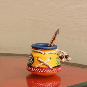 ExclusiveLane Terracotta Handpainted Knitted Pen Stand