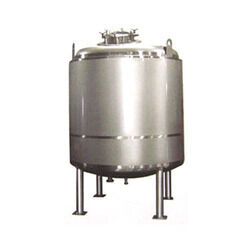 STORAGE TANK 2000 LTR