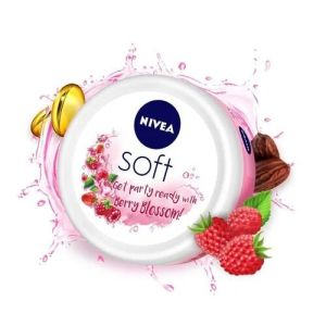 Nivea Soft Berry Blossom Cream