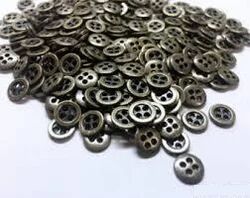 Metal Garment Buttons at Best Price in Delhi, Delhi