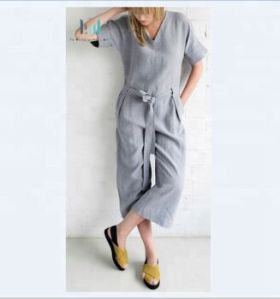 V neckline Washed linen jumpsuit