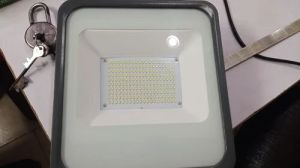 led flood light