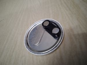 Magnetic button badge