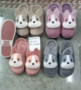 Footwear bedroom slippers