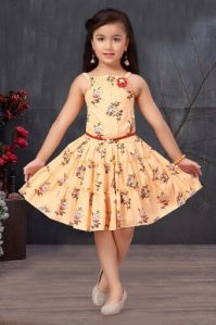 Girls Backless Frock