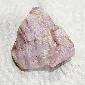 Pink kunzite gemstone rough stone
