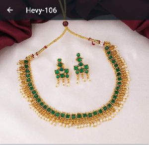 Gold plated green ruby and pearl decor jewellery necklace