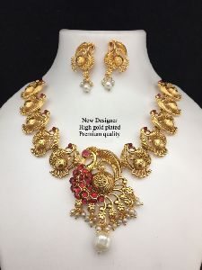 High gold plated premium peacock neck set