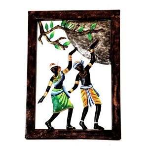 Wrought Iron Madia Madin Couple Under a Tree Wall Hanging