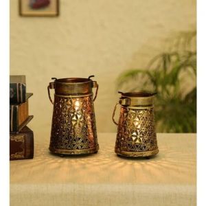 Metal Table Candle Holder Set