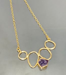 Elegant & Chic Amethyst Gemstone Necklace
