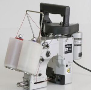 Sewing Machine (L452)