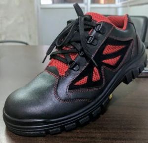Sports safety Shoes