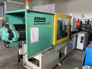 ARBURG 100 TON plastic injection moulding machine