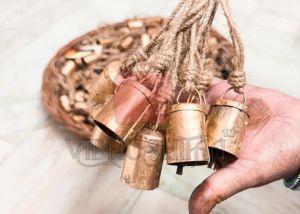 4cm Rustic Cylinder Shaped Cow Bells, Vintage Bells, Lucky Christmas Decor Bells With Jute Rope, Tin