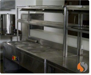 Bain Marie Pick Up Counter with Warmer on Over Head Shelves