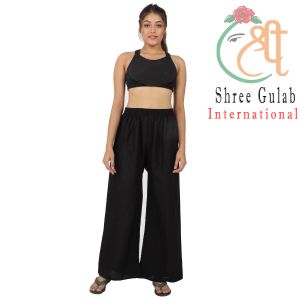Ladies Black Plain Capri, Size: XL at Rs 300/piece in Pune