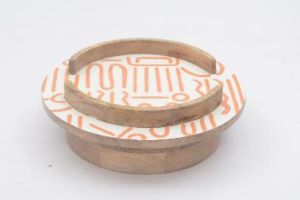 Nutty Crush Wooden Cake Stand