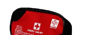 FIRST AID TRAVEL KIT SMALL - NYLON POUCH - 29 COMPONENTS - SJF T2