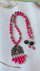 Acrylic Stone Necklace Set