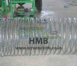 Iron Wire Concertina Coil Fencing, Length : 20 M