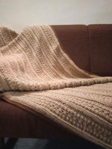 Wool Crochet Sofa Throw, Technics : Handmade