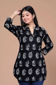 Printed Ladies Cotton Short Kurti, Sleeve Type : Half Sleeve