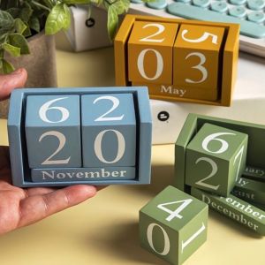 Milano Polished Wooden Table Calendar, Color : Multicolor